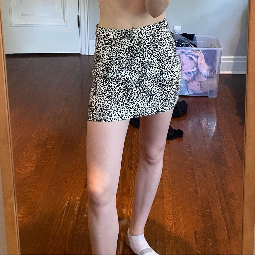 Black and white cheetah print skirt size S Animal Print Skirt Leopard Print - Picture 6 of 8